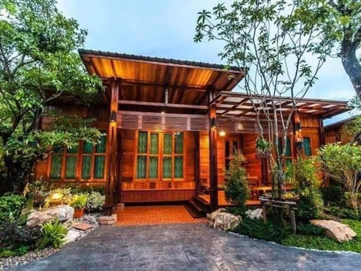 Areeya Phubeach Resort Wooden House บ้านช่องพลี ภายนอก รูปภาพ