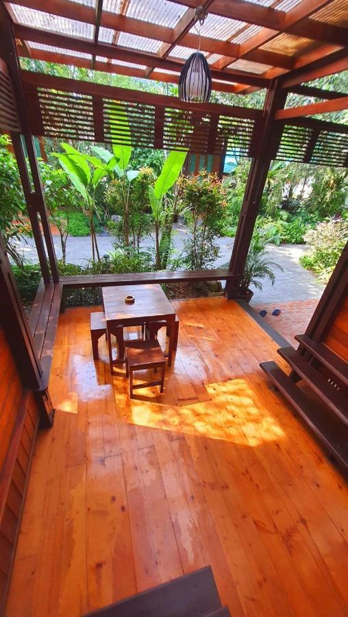 Areeya Phubeach Resort Wooden House บ้านช่องพลี ภายนอก รูปภาพ