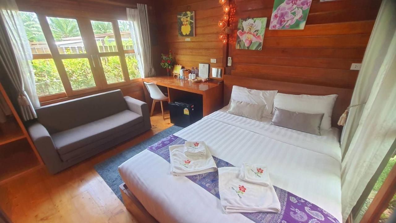 Areeya Phubeach Resort Wooden House บ้านช่องพลี ภายนอก รูปภาพ