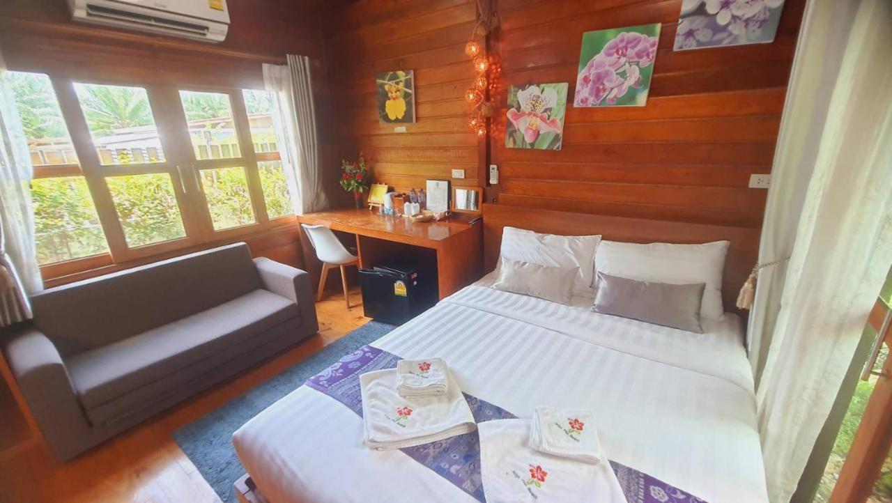Areeya Phubeach Resort Wooden House บ้านช่องพลี ภายนอก รูปภาพ